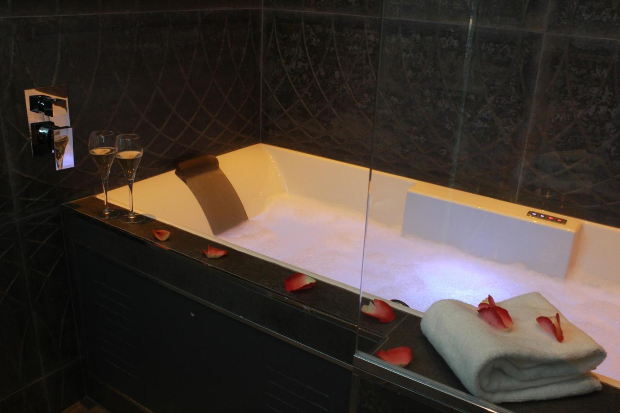 Secret De Paris - Hotel & Spa (Adults Only) المظهر الخارجي الصورة